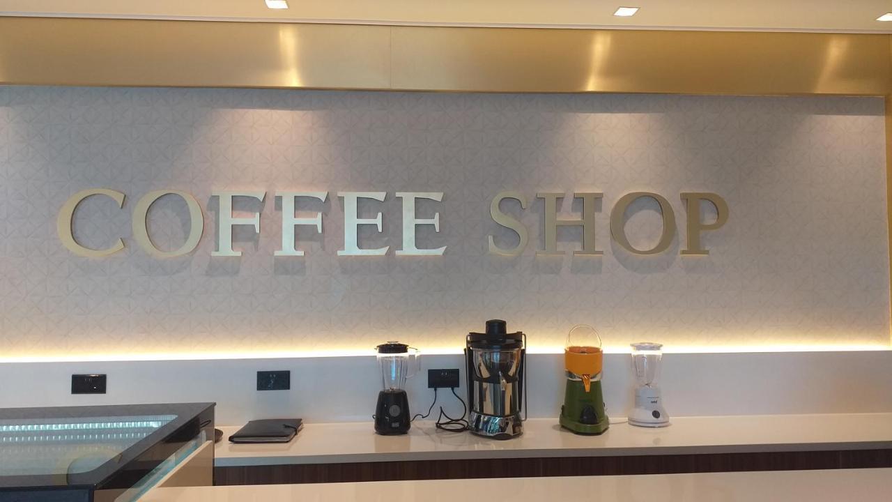 Al Hayat Hotel Sharjah Eksteriør billede